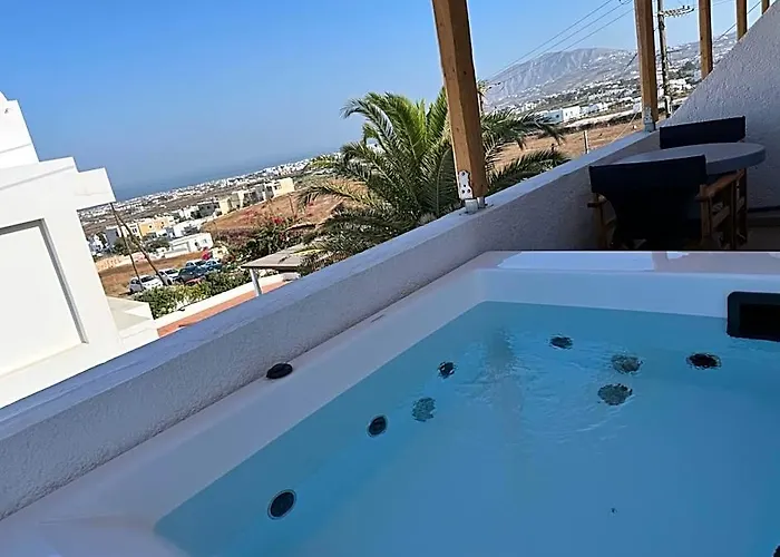The Noverian Bios Santorini